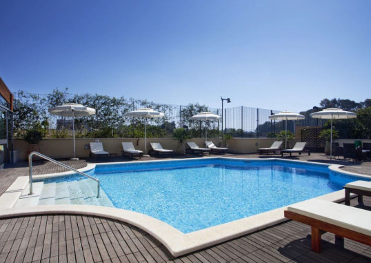 HOLIDAY INN CAGLIARI 9