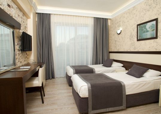 HOTEL CAMYUVA BEACH 10