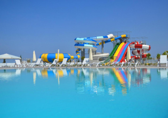 KING EVELTHON BEACH HOTEL & RESORT 5
