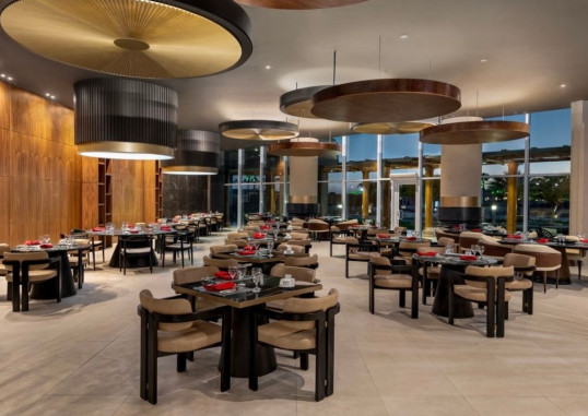 GOLF VILLAS & SUITES 20