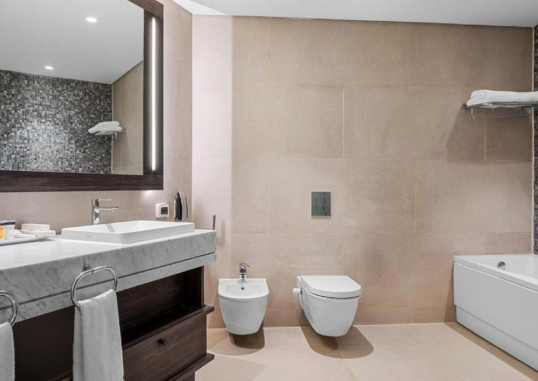 GOLF VILLAS & SUITES 57
