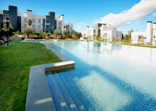 EL PLANTIO GOLF RESORT 1