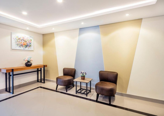 LIVOTEL HOTEL HUA MAK 10