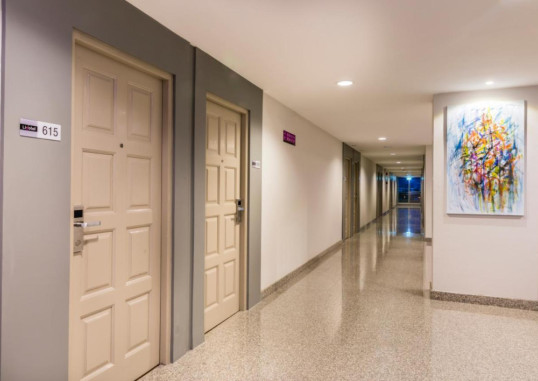 LIVOTEL HOTEL HUA MAK 12