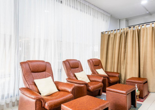 LIVOTEL HOTEL HUA MAK 24