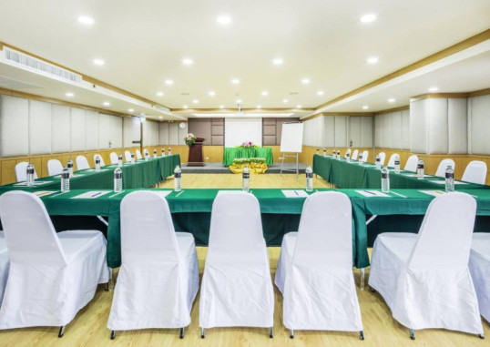 LIVOTEL HOTEL HUA MAK 25