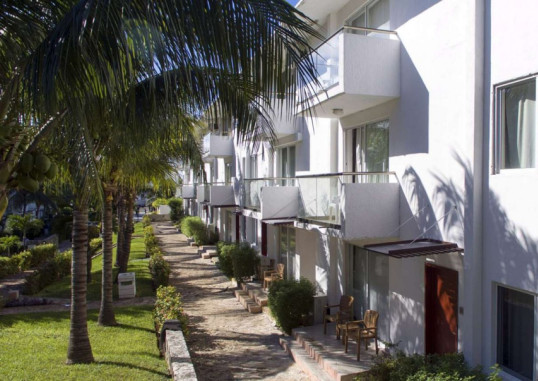 DOS PLAYAS FARANDA CANCUN 34