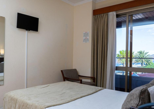 FLAG HOTEL MADEIRA BRAVAMAR 11