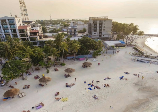 ARENA BEACH HOTEL 11