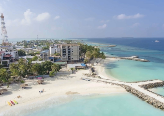 ARENA BEACH HOTEL 16