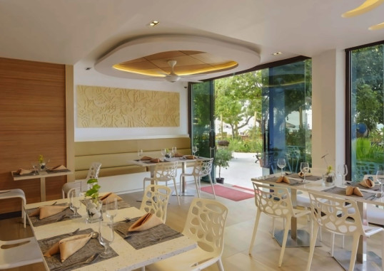 ARENA BEACH HOTEL 34