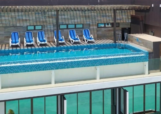 ARENA BEACH HOTEL 39