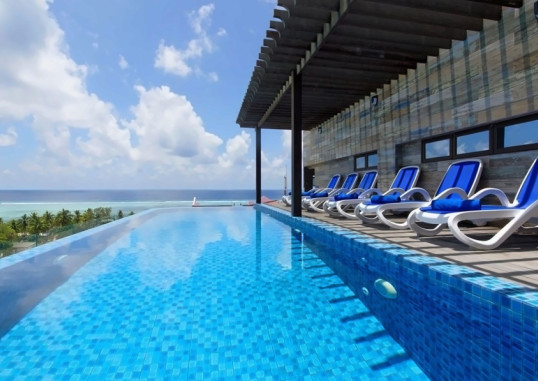 ARENA BEACH HOTEL 42