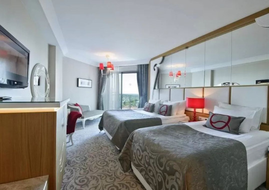 Q PREMIUM RESORT 31