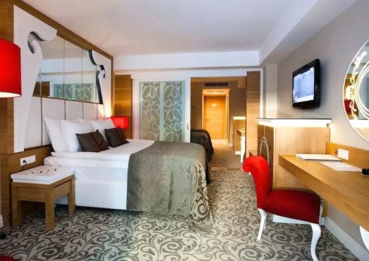 Q PREMIUM RESORT 33