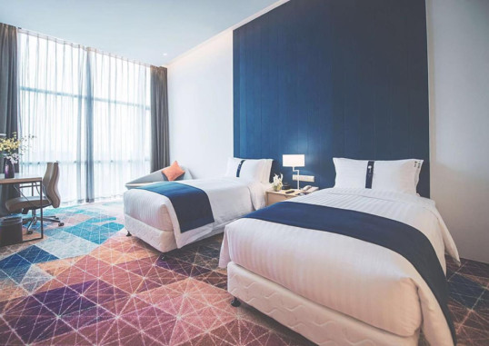HOLIDAY INN EXPRESS SHANGHAI SONGJIANG FANGTA 2
