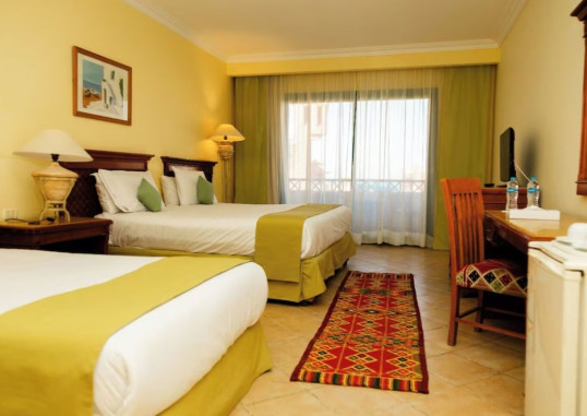 SUN & SEA HOTEL 25