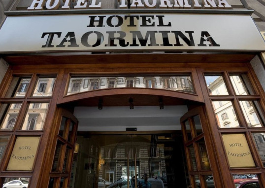 HOTEL TAORMINA 1