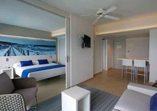 BG TONGA TOWER DESIGN HOTEL & SUITES 4
