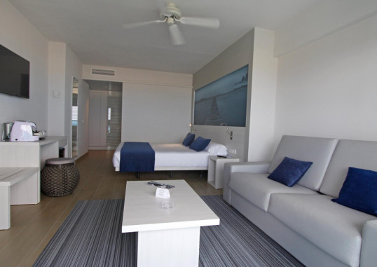 BG TONGA TOWER DESIGN HOTEL & SUITES 9