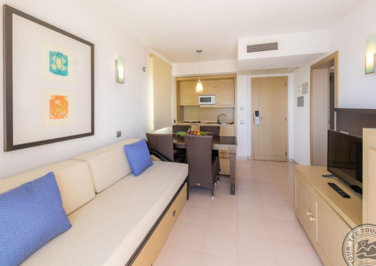 BLAU PUNTA REINA RESORT 42