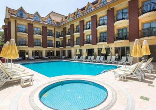 ASTORIA HOTEL & SPA 4
