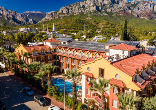 ASTORIA HOTEL & SPA 9