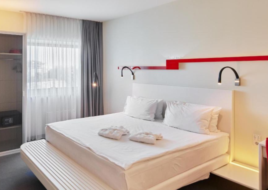 HOLIDAY INN VILNIUS 4