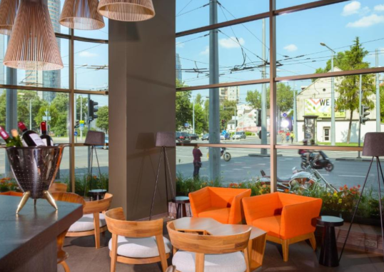 HOLIDAY INN VILNIUS 18
