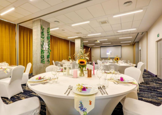 ARCHE HOTEL GEOLOGICZNA 20