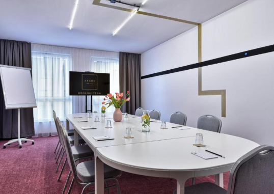 ARCHE HOTEL GEOLOGICZNA 21