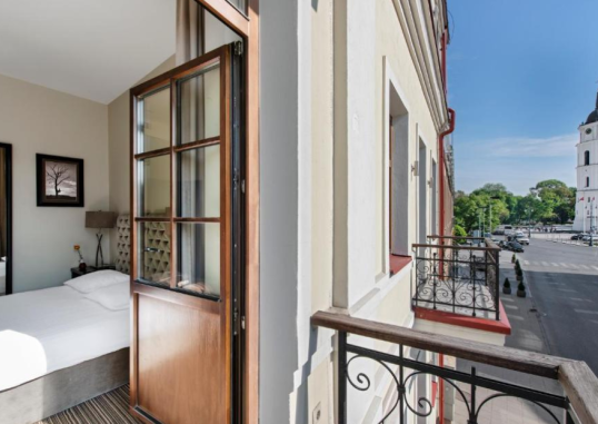 AMBERTON CATHEDRAL SQUARE HOTEL VILNIUS 2
