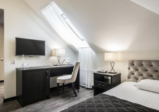 AMBERTON CATHEDRAL SQUARE HOTEL VILNIUS 4