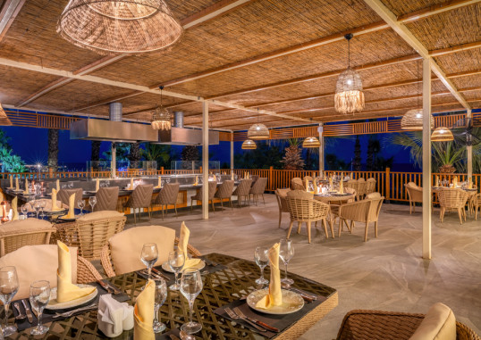 NEO PALACE 23