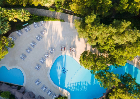 BLUE WATERS CLUB 5