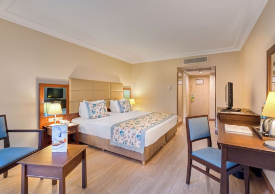 SEVEN SEAS HOTEL LIFE 53