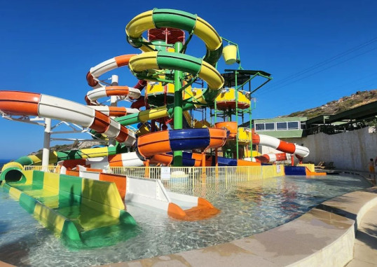 FAMILY WORLD AQUA SUN VILLAGE 2