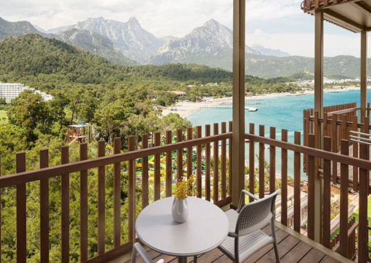 NG PHASELIS BAY 50