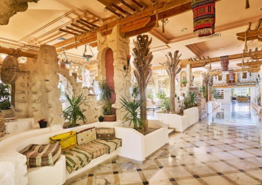 LES 4 SAISONS AQUAPARK AND THALASSO 38