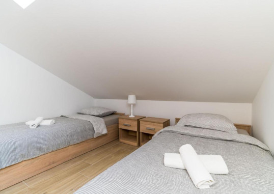 APARTMENTS SMANJAK 5