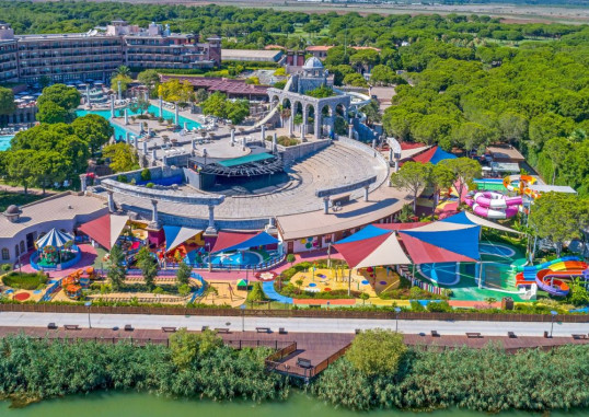 XANADU RESORT 8