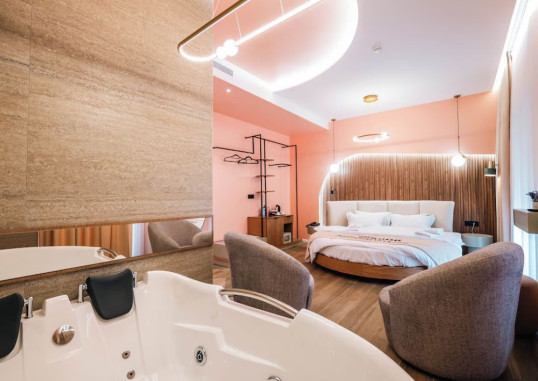 AMBASADOR HOTEL 20