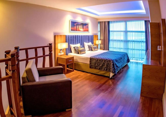 LIBERTY HOTELS LARA 12