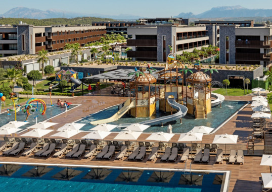 JACARANDA LUXURY RESORT 2