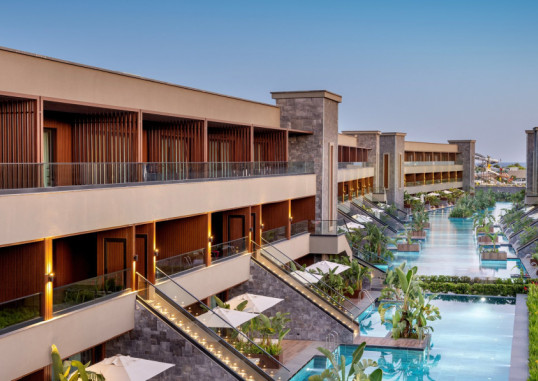 JACARANDA LUXURY RESORT 11