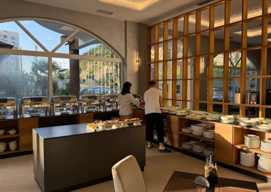 SUNSET HOTEL 2