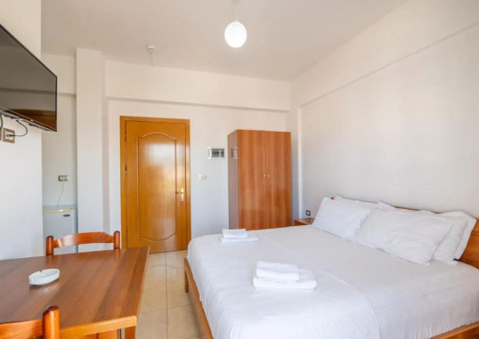 ALEKSANDER APARTHOTEL 3