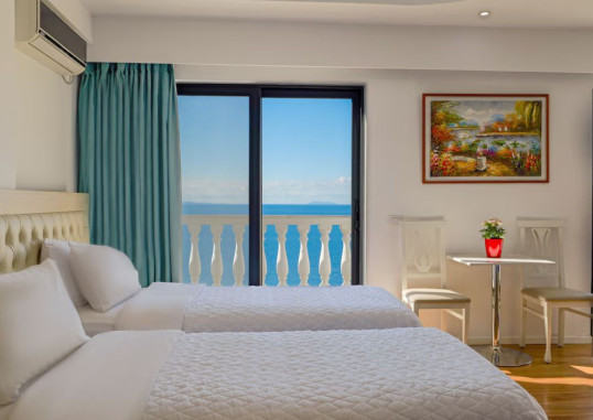 HOTEL ILIRIA 3
