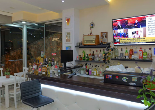 HOTEL ILIRIA 8