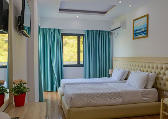 HOTEL ILIRIA 22